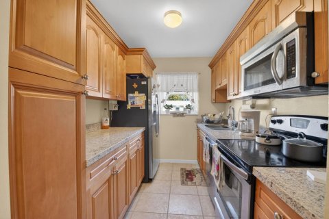 Condo in Delray Beach, Florida, 1 bedroom  № 2251455 - photo 4