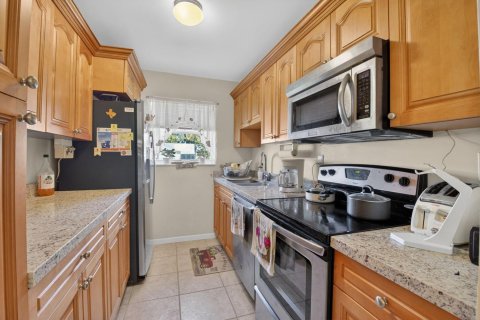 Condo in Delray Beach, Florida, 1 bedroom  № 2251455 - photo 5