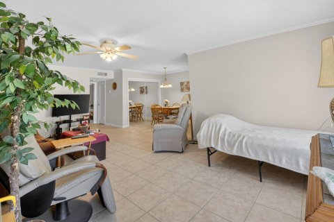 Condo in Delray Beach, Florida, 1 bedroom  № 2251455 - photo 9