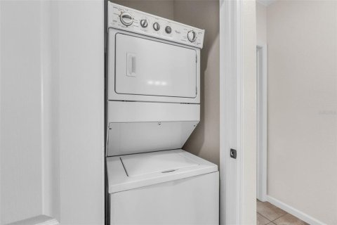 Condominio en alquiler en Davenport, Florida, 3 dormitorios, 123.19 m2 № 1856605 - foto 8