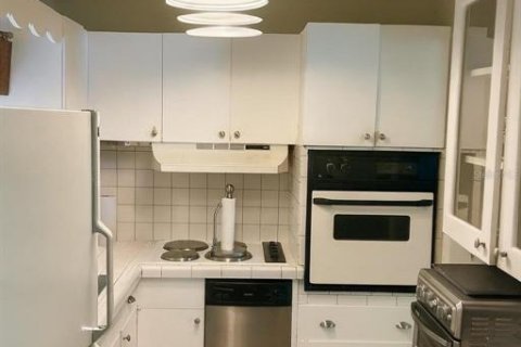 Купить виллу или дом в Сарасота, Флорида 7 комнат, 84.26м2, № 1880770 - фото 2