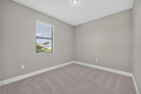 Villa ou maison à vendre à Port Charlotte, Floride: 4 chambres, 183.95 m2 № 2429598 - photo 24