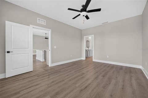 Villa ou maison à vendre à Port Charlotte, Floride: 4 chambres, 183.95 m2 № 2429598 - photo 14