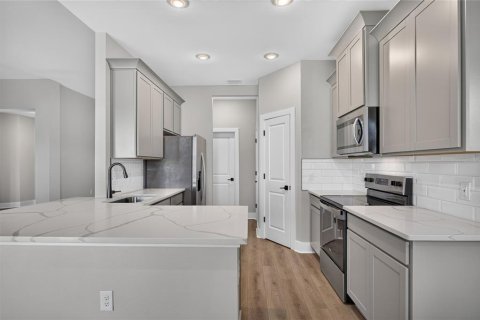 Villa ou maison à vendre à Port Charlotte, Floride: 4 chambres, 183.95 m2 № 2429598 - photo 8