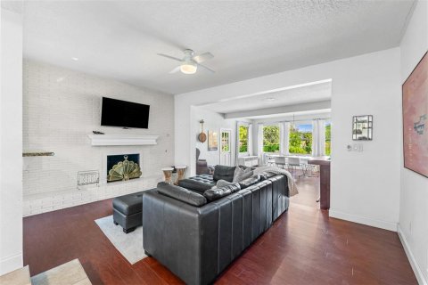 Villa ou maison à vendre à Orlando, Floride: 3 chambres, 176.98 m2 № 2223752 - photo 14