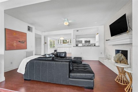 Villa ou maison à vendre à Orlando, Floride: 3 chambres, 176.98 m2 № 2223752 - photo 15