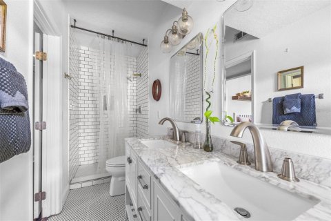 Villa ou maison à vendre à Orlando, Floride: 3 chambres, 176.98 m2 № 2223752 - photo 28