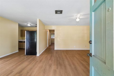 Casa en venta en Tampa, Florida, 3 dormitorios, 94.02 m2 № 2220834 - foto 4