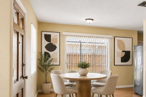 Casa en venta en Tampa, Florida, 3 dormitorios, 94.02 m2 № 2220834 - foto 3
