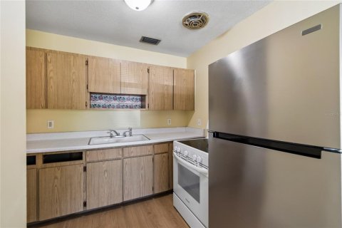 Casa en venta en Tampa, Florida, 3 dormitorios, 94.02 m2 № 2220834 - foto 11