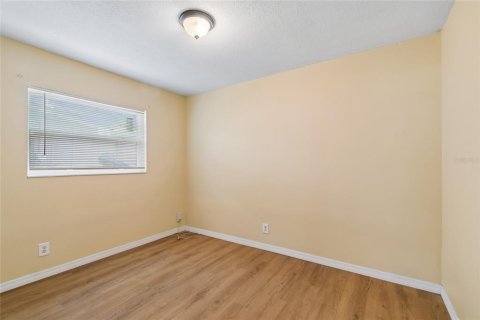 Casa en venta en Tampa, Florida, 3 dormitorios, 94.02 m2 № 2220834 - foto 15