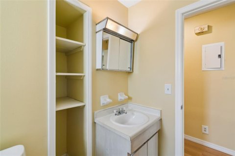 Casa en venta en Tampa, Florida, 3 dormitorios, 94.02 m2 № 2220834 - foto 18
