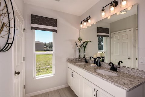 Casa en venta en Eustis, Florida, 4 dormitorios, 168.99 m2 № 2383560 - foto 16