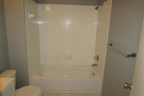 Adosado en alquiler en Tampa, Florida, 3 dormitorios, 122.07 m2 № 1785921 - foto 25