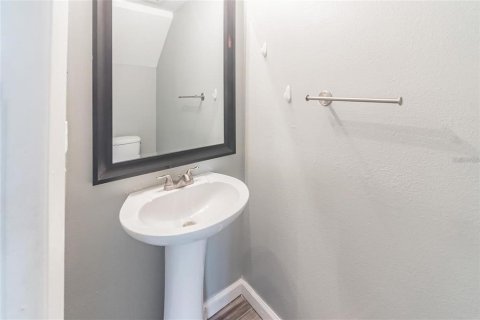 Adosado en alquiler en Tampa, Florida, 3 dormitorios, 122.07 m2 № 1785921 - foto 15