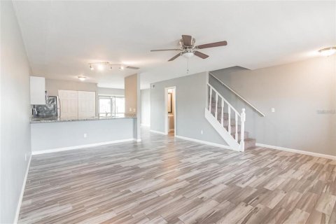 Adosado en alquiler en Tampa, Florida, 3 dormitorios, 122.07 m2 № 1785921 - foto 13