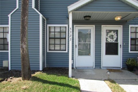 Adosado en alquiler en Tampa, Florida, 3 dormitorios, 122.07 m2 № 1785921 - foto 1