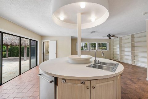 Villa ou maison à vendre à Pompano Beach, Floride: 3 chambres, 276.57 m2 № 2431334 - photo 26