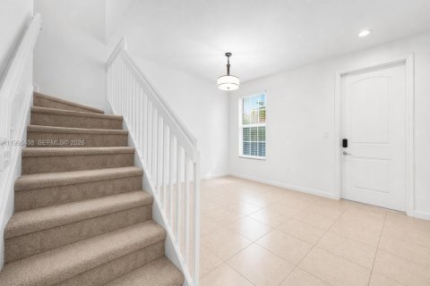 Touwnhouse à louer à Homestead, Floride: 3 chambres, 146.79 m2 № 2063620 - photo 10