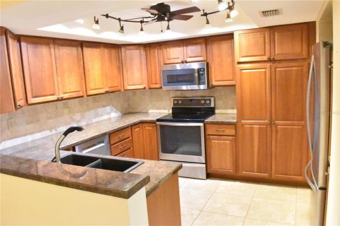 Villa ou maison à vendre à Bradenton, Floride: 3 chambres, 168.06 m2 № 2096150 - photo 8