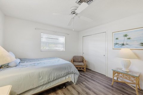 Villa ou maison à vendre à Englewood, Floride: 2 chambres, 108.88 m2 № 2125824 - photo 18