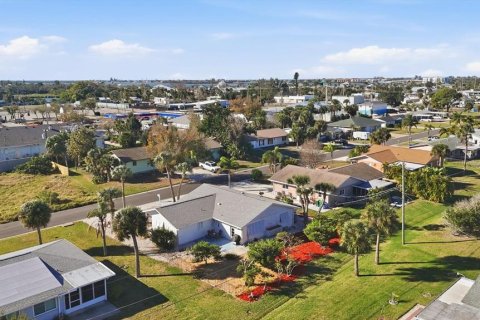 Villa ou maison à vendre à Englewood, Floride: 2 chambres, 108.88 m2 № 2125824 - photo 30