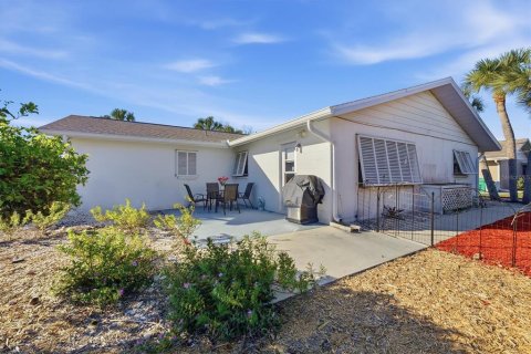 Villa ou maison à vendre à Englewood, Floride: 2 chambres, 108.88 m2 № 2125824 - photo 25