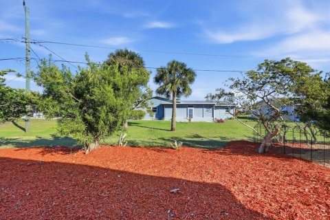 Villa ou maison à vendre à Englewood, Floride: 2 chambres, 108.88 m2 № 2125824 - photo 27
