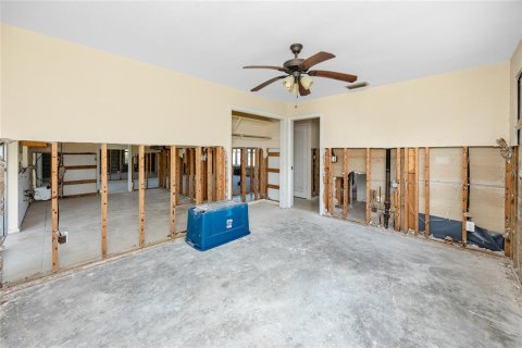 Villa ou maison à vendre à Treasure Island, Floride: 2 chambres, 128.67 m2 № 1765547 - photo 30