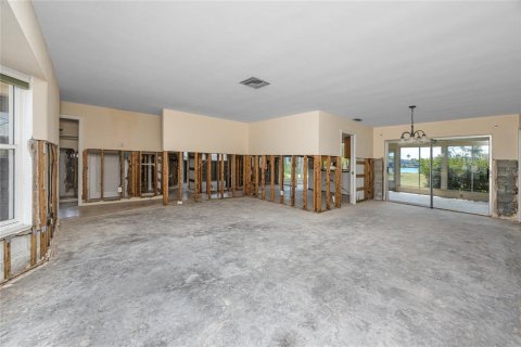 Villa ou maison à vendre à Treasure Island, Floride: 2 chambres, 128.67 m2 № 1765547 - photo 13