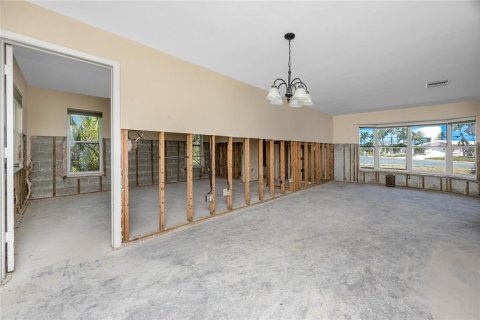 Villa ou maison à vendre à Treasure Island, Floride: 2 chambres, 128.67 m2 № 1765547 - photo 15
