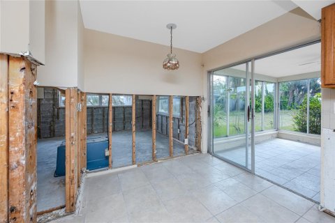 Villa ou maison à vendre à Treasure Island, Floride: 2 chambres, 128.67 m2 № 1765547 - photo 20