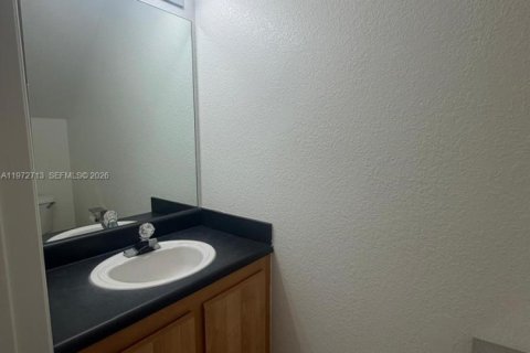 Touwnhouse à louer à North Miami Beach, Floride: 3 chambres, 109.81 m2 № 2036521 - photo 6