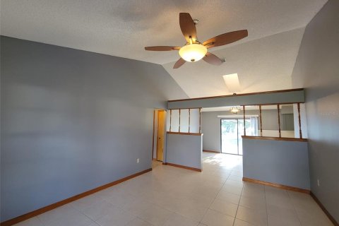 House in Ocala, Florida 3 bedrooms, 156.17 sq.m. № 1827233 - photo 3
