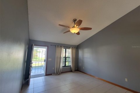 House in Ocala, Florida 3 bedrooms, 156.17 sq.m. № 1827233 - photo 4