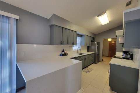 House in Ocala, Florida 3 bedrooms, 156.17 sq.m. № 1827233 - photo 9