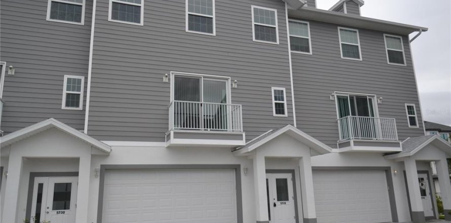 Touwnhouse à New Port Richey, Floride 3 chambres, 155.15 m2 № 2107518