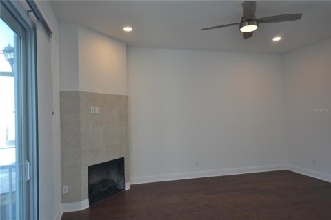 Touwnhouse à louer à New Port Richey, Floride: 3 chambres, 155.15 m2 № 2107518 - photo 18