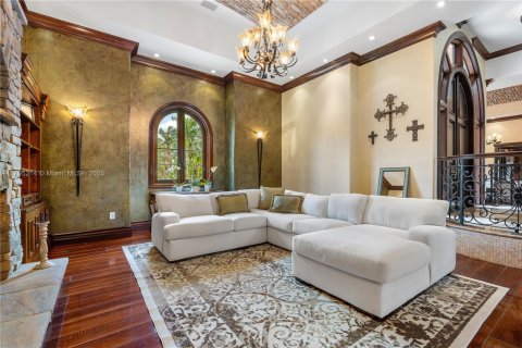 House in Homestead, Florida 6 bedrooms, 1106.19 sq.m. № 2036754 - photo 23