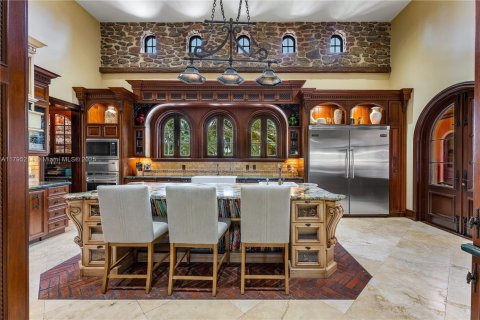 House in Homestead, Florida 6 bedrooms, 1106.19 sq.m. № 2036754 - photo 18