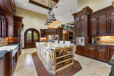 House in Homestead, Florida 6 bedrooms, 1106.19 sq.m. № 2036754 - photo 16