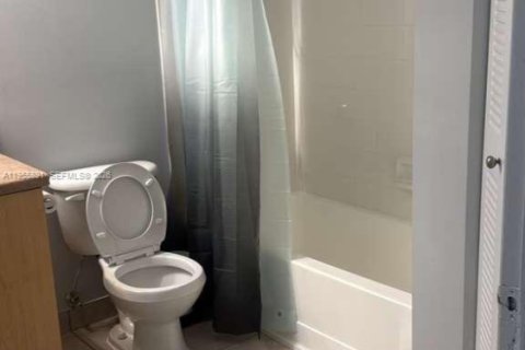 House in Boynton Beach, Florida 2 bedrooms, 93.65 sq.m. № 2009851 - photo 15