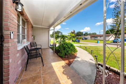 Villa ou maison à vendre à Seminole, Floride: 3 chambres, 91.42 m2 № 1907538 - photo 12