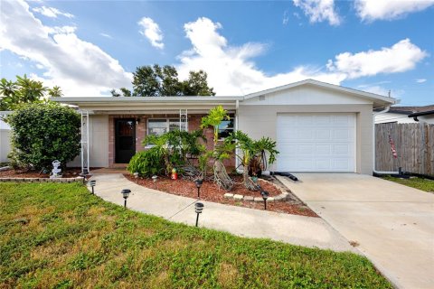 Villa ou maison à vendre à Seminole, Floride: 3 chambres, 91.42 m2 № 1907538 - photo 10