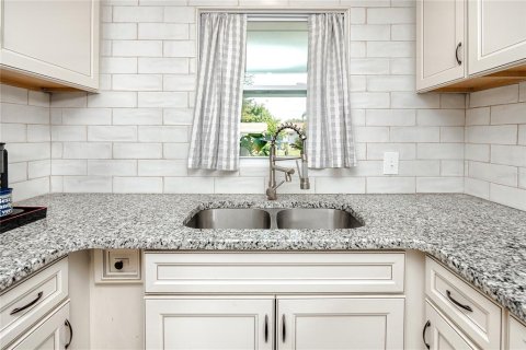 Villa ou maison à vendre à Seminole, Floride: 3 chambres, 91.42 m2 № 1907538 - photo 25