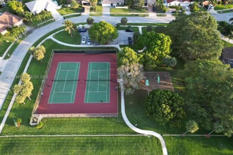 Снять в аренду виллу или дом в Бока-Ратон, Флорида 3 спальни, 153.94м2, № 2065371 - фото 21