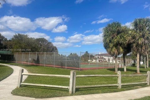 Снять в аренду виллу или дом в Бока-Ратон, Флорида 3 спальни, 153.94м2, № 2065371 - фото 23