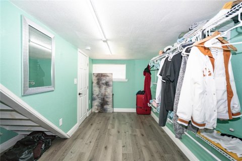 House in New Port Richey, Florida 3 bedrooms, 140.28 sq.m. № 1724266 - photo 27