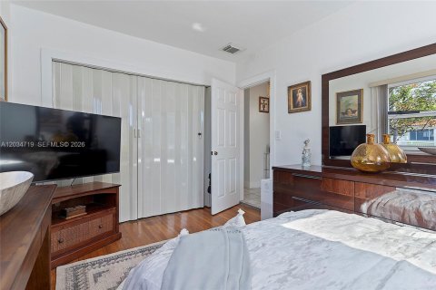 Купить виллу или дом в Майами, Флорида 4 спальни, 100.33м2, № 2086191 - фото 15