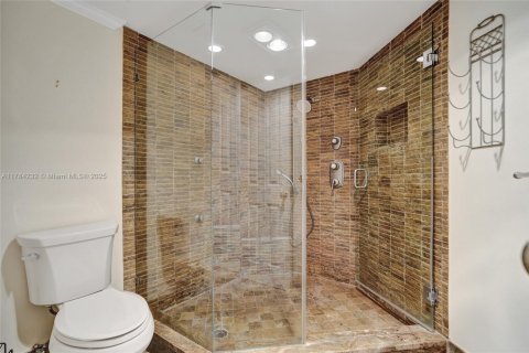 Condo in Fort Lauderdale, Florida, 2 bedrooms  № 2027389 - photo 16